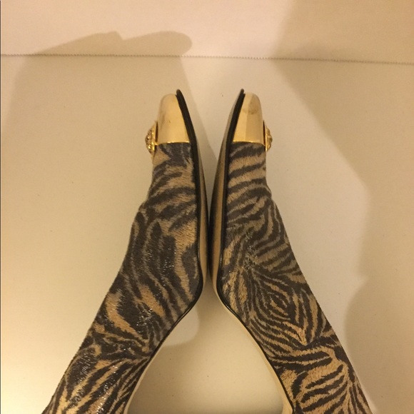 J Renee Animal print Heels - Picture 4 of 8
